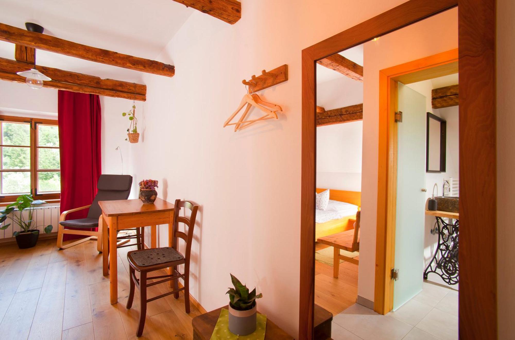 Juvanova Hous - Rooms Luce Exterior photo